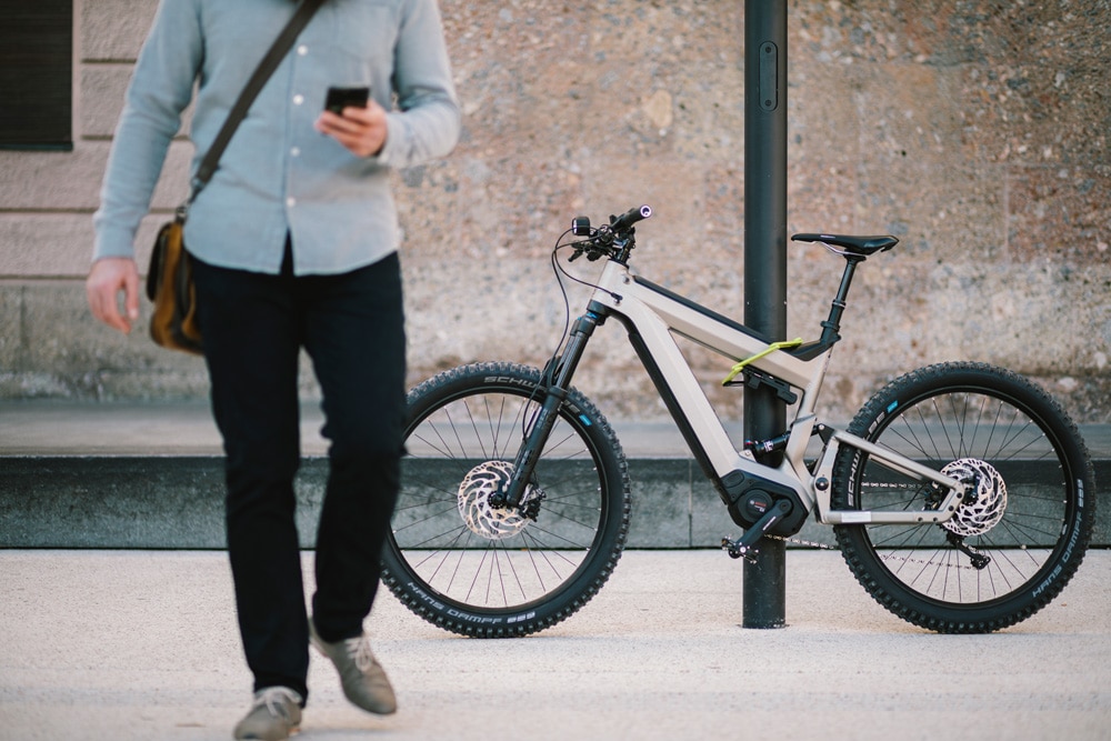 Bike GPS tracker and rear light